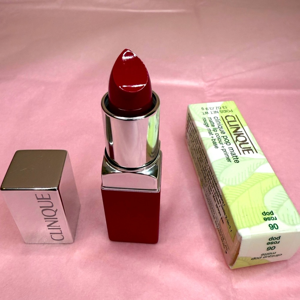 New in Box Clinique Pop Matte Lip Colour + Primer Lipstick in “Rose Pop”